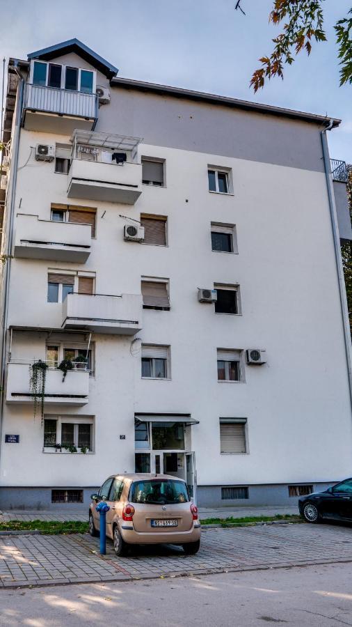 Spa Apartment Yang - Hot Tub, Sauna, Spa Novi Sad Exterior photo